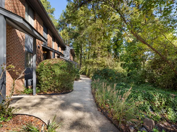 609 Hillsborough St, Chapel Hill, NC