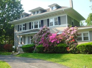 219 Beechmont Dr, New Rochelle, NY 10804