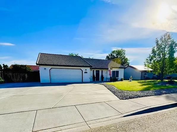 5602 Aspen Dr, West Richland, WA 99353