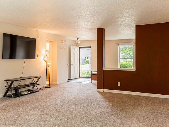5th image of 6917 Amber Springs Way