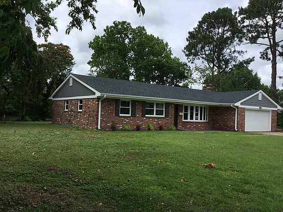 4th image of 913 Sunnyside Dr