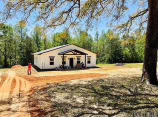 145 Tripp Ln, Carriere, MS 39426
