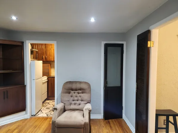 84 Delaware Ave APT 3, Delmar, NY 12054