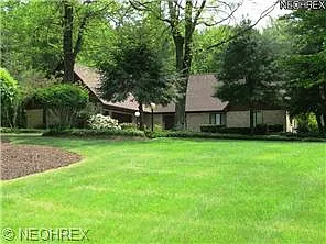 1500 Hidden Lakes Dr NE photo 1
