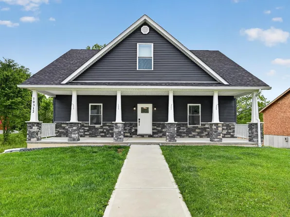 10312 Liana Dr, Dillsboro, IN 47018