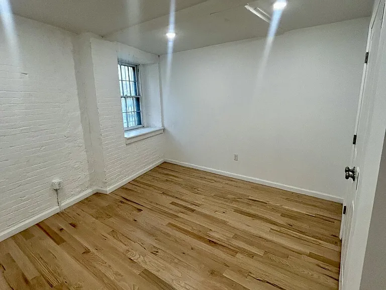155 River St #BB — Photo 10