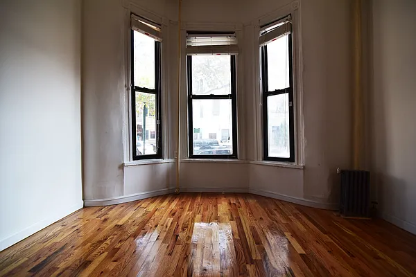 Rented by Coda Real Estate NYC | media 22