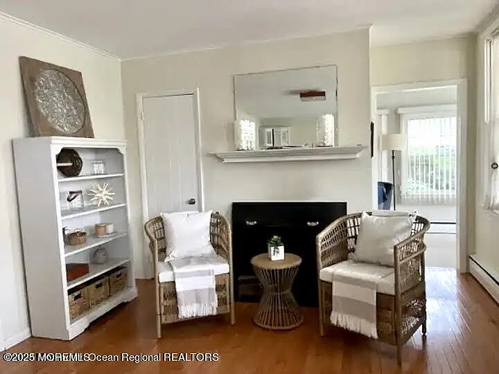 334 Washington Ave — Photo 5
