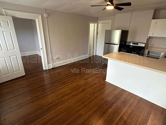 5th image of 196 Goodman St N APT 5