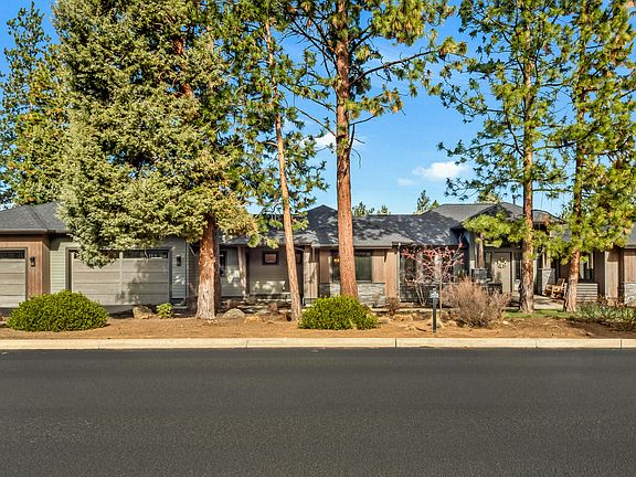 2nd image of 61475 Meeks Trl