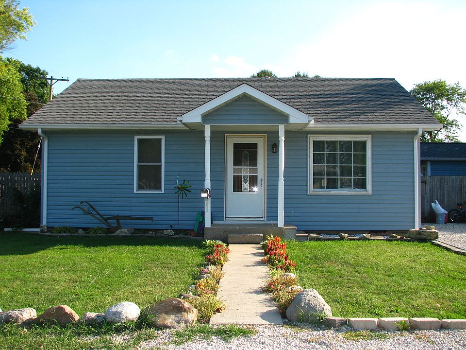 1st image of 707 E Daggy St