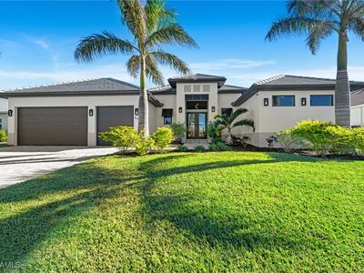 4611 SW 17th Place Cpe, Coral, FL, 33914