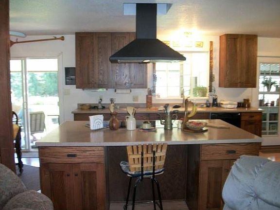5th image of 416 Rolling Hills Dr