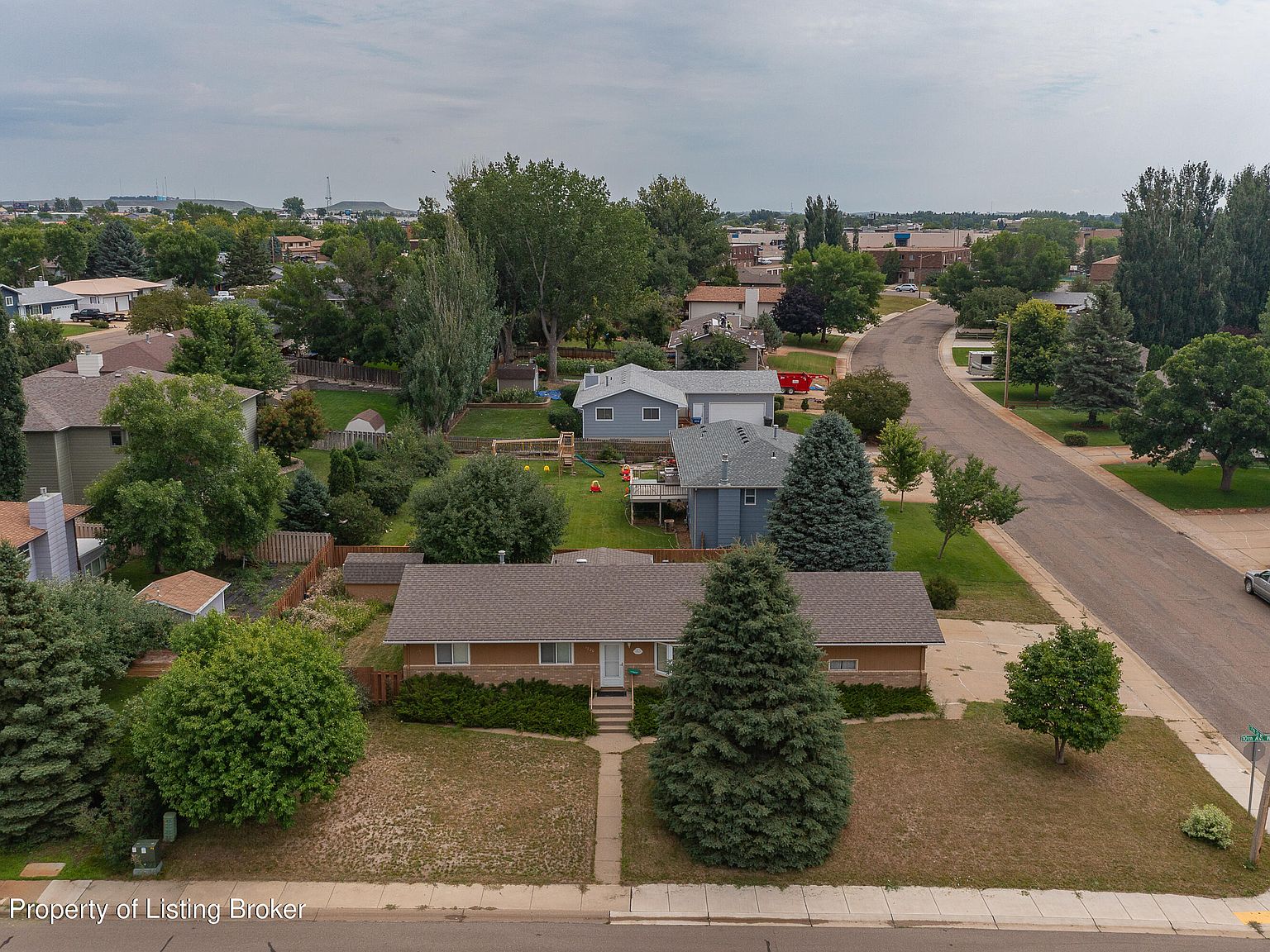 1720 10th Ave W, Dickinson, ND 58601 MLS 23903 Zillow