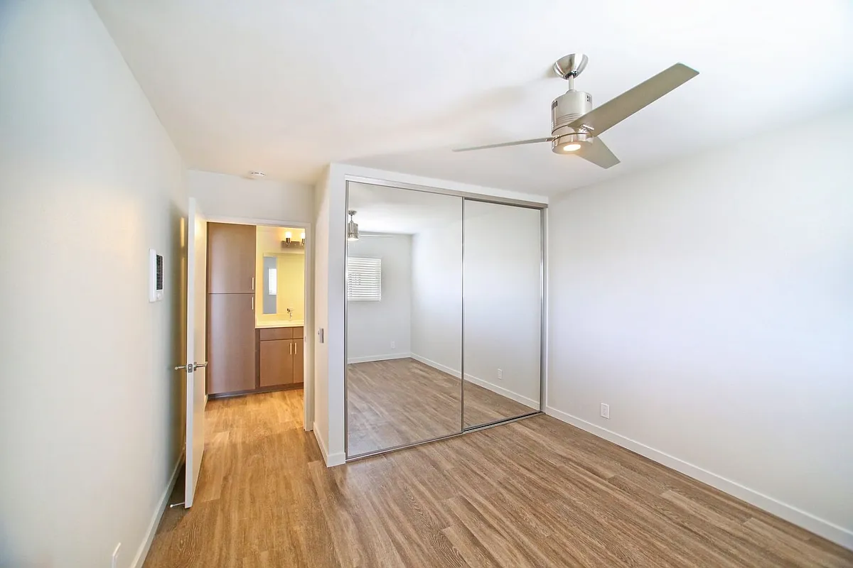 Building Photo - unit on 32nd