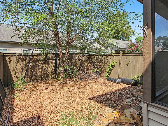 3rd image of 63 Orchard Ln