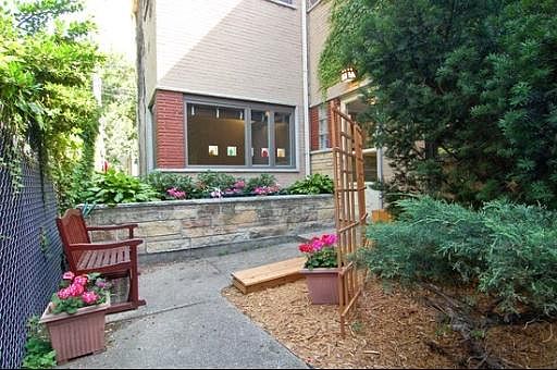 1st image of 1608 W Touhy Ave APT D