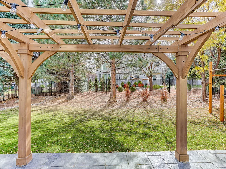 6472 S Jamaica Cir — Photo 47