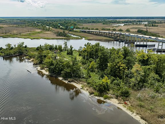 4th image of 1100 Point Harbor Road
