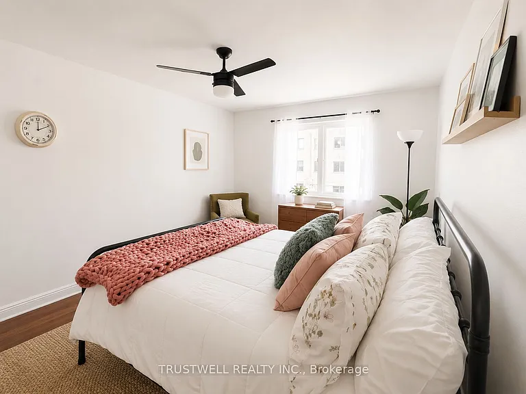124 Atlantic Ave #B — Photo 1