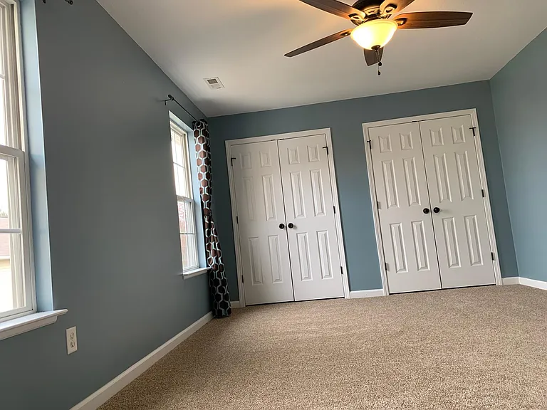 78 Yorktown Cir — Photo 5