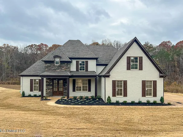 123 Poplar Ln, Holly Springs, MS 38635