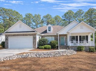 1665 Longleaf Dr E, Pinehurst, NC 28374