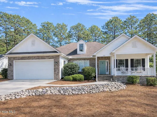 1665 Longleaf Drive E, Pinehurst, NC 28374