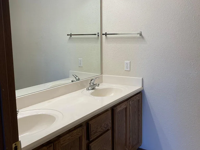 903 Trenton Dr #903 — Photo 5