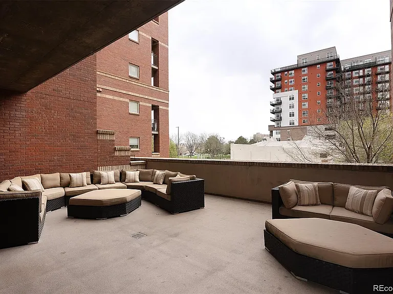 1975 N Grant St #408 — Photo 5