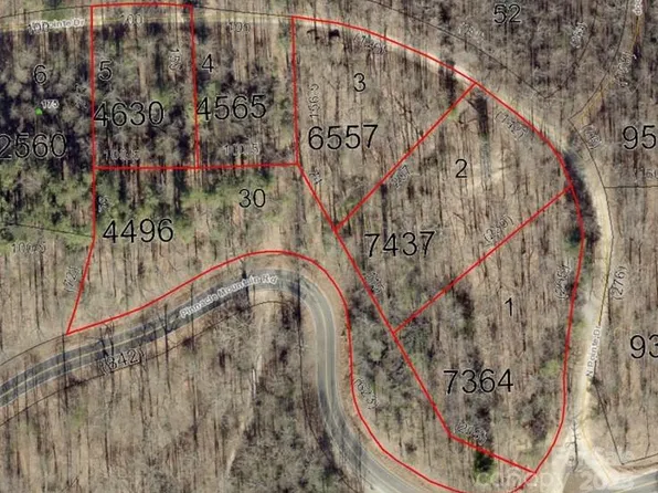 99999 N Pointe Dr #1-2-30, Zirconia, NC 28790