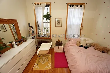 Rented by Universal Realty Group