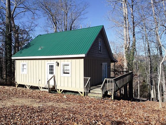 2nd image of 1836 Wooddawn Dr