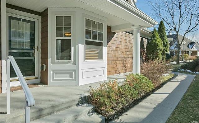 1st image of 29 Glen Hill Ln