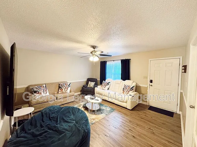 114 Creek Side Dr — Photo 20