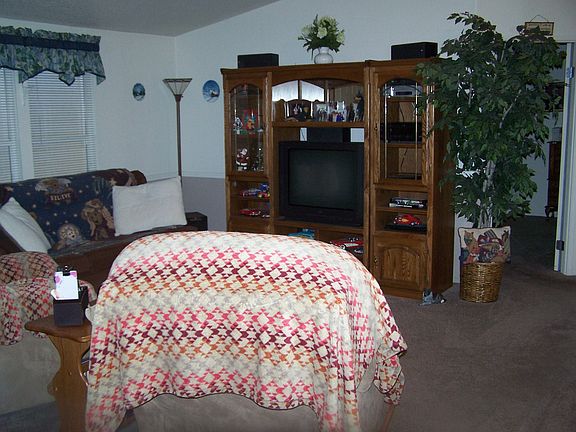4th image of 1250 Kirby St #225