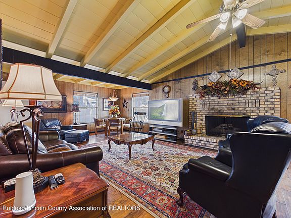 4th image of 704 White Mountain Dr #8
