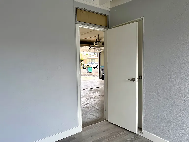 26090 Portrush Dr — Photo 33