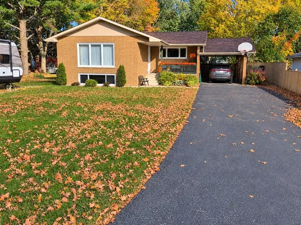 28 Melville St, Clearview, ON L0M 1P0