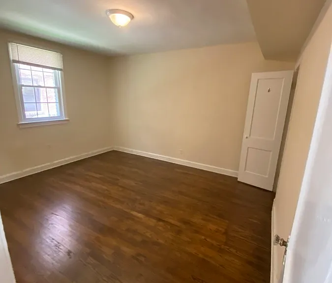 4012 Calvert St NW #1B — Photo 6