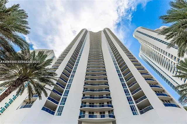 16001 Collins Ave #1106 — Photo 38
