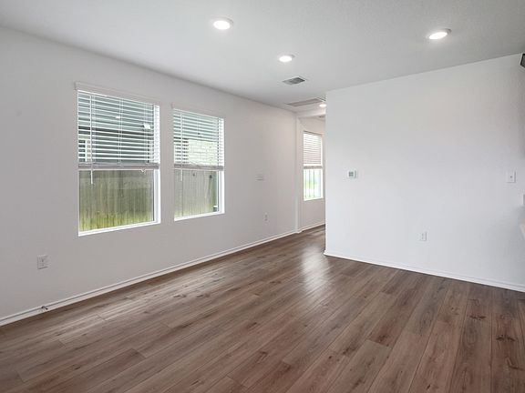 4th image of 7212 Sparkling Light Dr #B