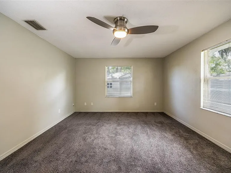 923 Sand Crest Dr — Photo 33