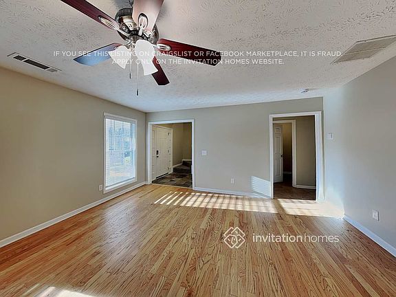 4th image of 690 Castlebrooke Dr