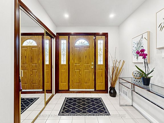 3rd image of 63 Lawson Rd