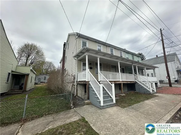 443-445 E Union St, Tamaqua, PA 18252