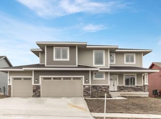 1423 S 92nd St, West Des Moines, IA 50266