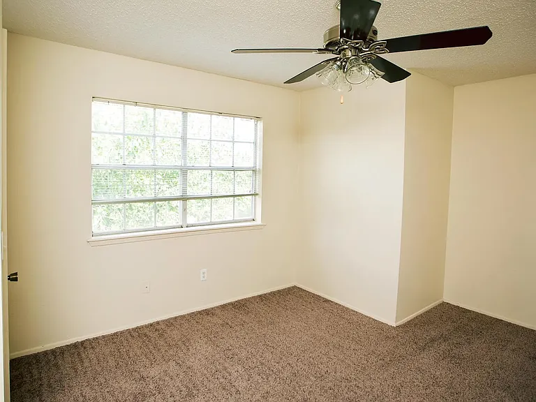 Cottonwood Townhomes — Photo 19
