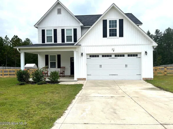 211 High Branch Dr, Cameron, NC 28326