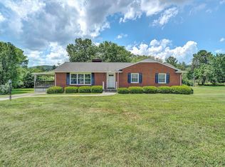 6840 Tinkerdale Rd, Roanoke, VA 24019
